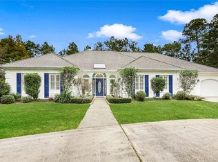 209 Independence Dr, Mandeville, LA 70471
