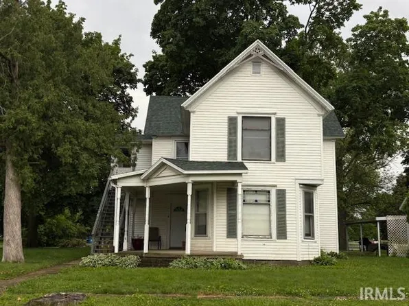 405 W State St, Morocco, IN 47963