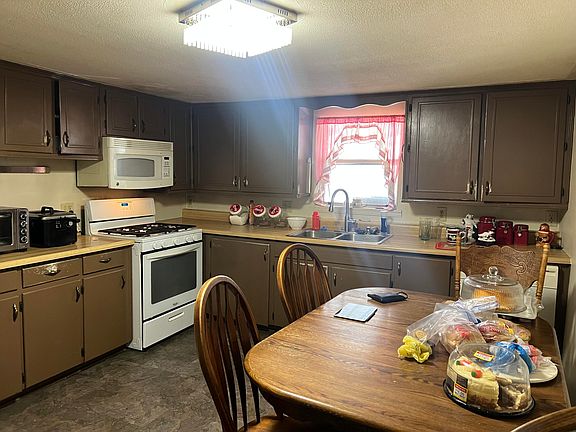 4th image of 447 Arkle Rd