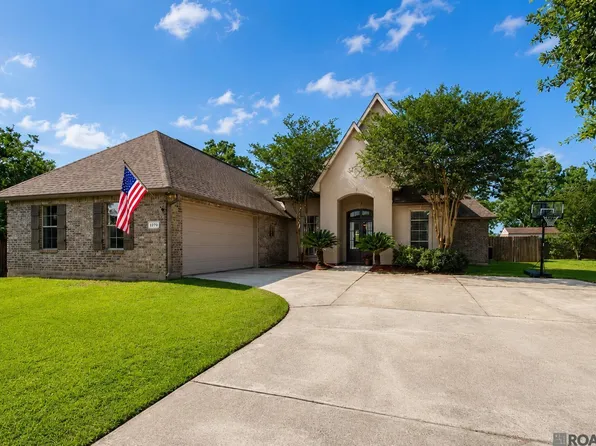13720 Parkway Dr, Denham Springs, LA 70726