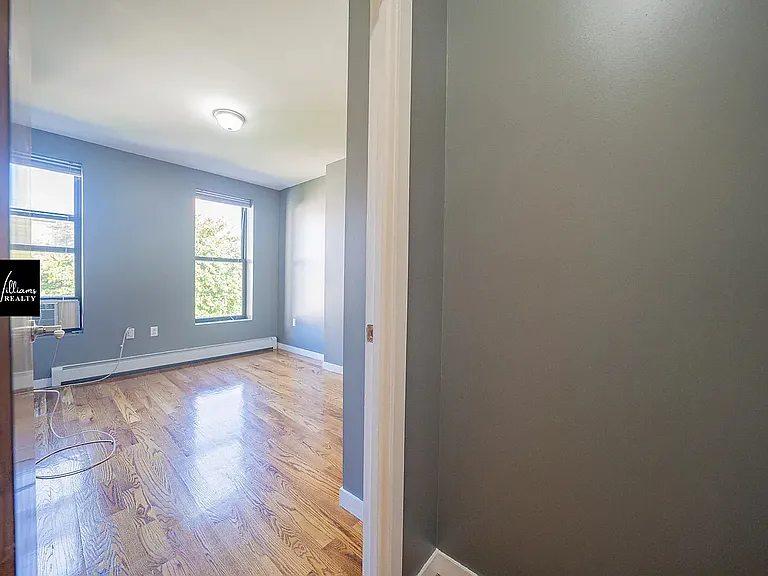 697 Madison St #2 — Photo 38