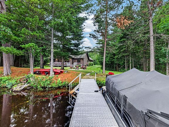 3rd image of 4153 Pine Point Dr