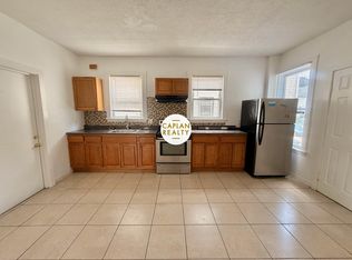 27 Elliott St #1, New Haven, CT 06519