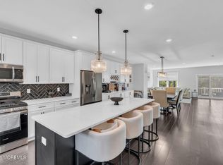 12 Raritan Cv, Keyport, NJ 07735
