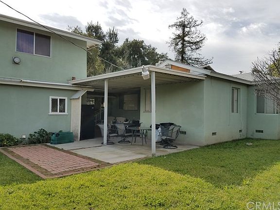 3rd image of 4055 N Pershing Ave