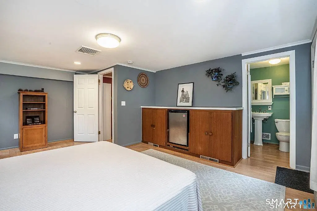 3 bed, 2.5 bath, 1596 sqft, $3,500 — Photo 4