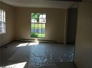 2nd image of 400 Laveta Dr