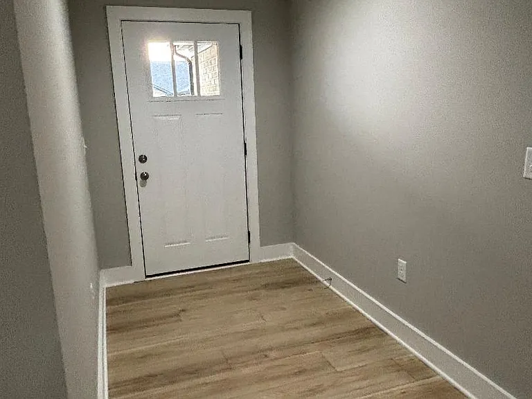 320 Whitley Ln — Photo 19