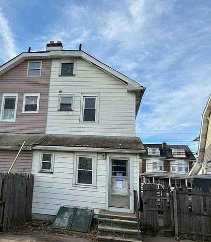 1st image of 714 S Olden Ave