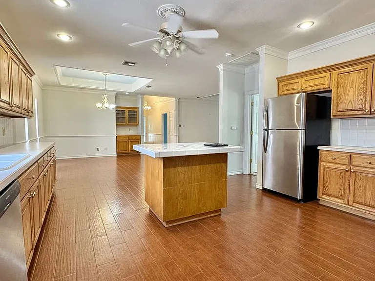 1 Southridge Dr — Photo 13