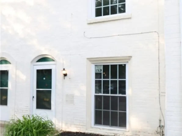 23 Trenton Sq #T-58, Euclid, OH 44143