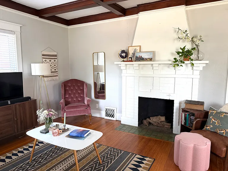 5844 Blondo St — Photo 3