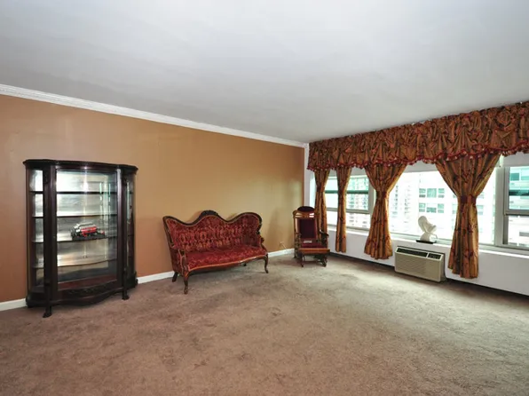 3600 N Lake Shore Dr APT 1608, Chicago, IL 60613