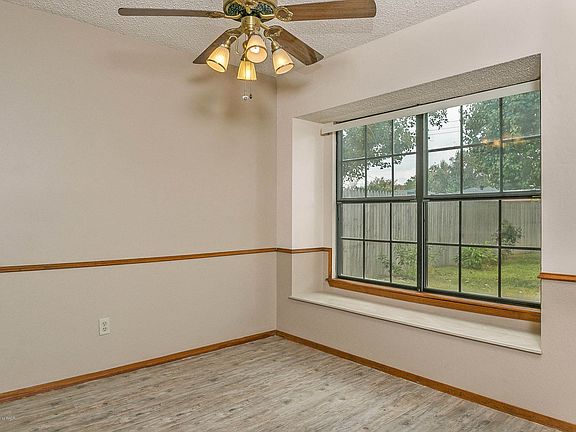 5th image of 5706 Winkler Dr