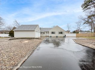 711 Amherst Rd, Lanoka Harbor, NJ 08734