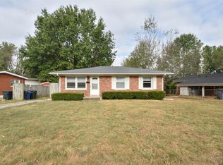 221 Sutton Pl, Lexington, KY 40504