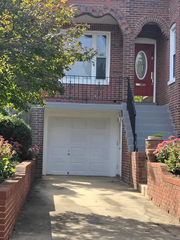 3 bed, 2.0 bath, 1244 sqft, $3,699 — Photo 1