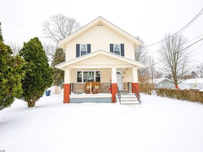 584 Evans Ave, Akron, OH, 44310