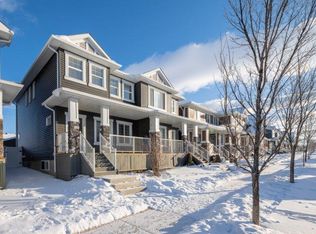 226 Redstone Dr NE, Calgary, AB T3N 0N3