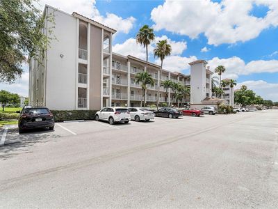 6080 Huntwick Ter APT 202, Delray Beach, FL, 33484