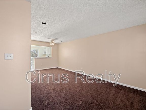 4th image of 521 Columbia St