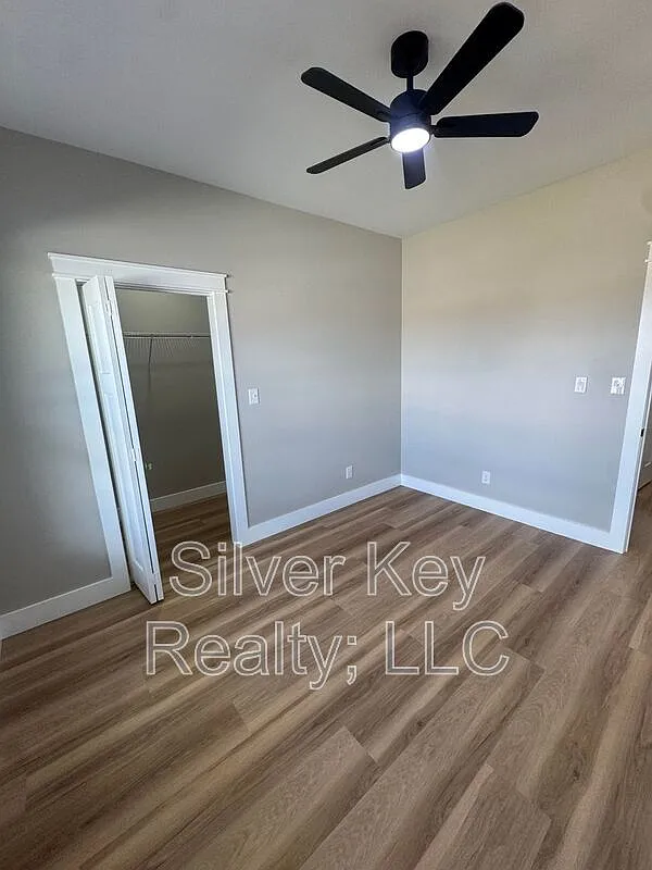 3 bed, 2.0 bath, 1500 sqft, $2,495 — Photo 4