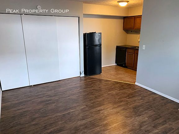2nd image of 40 McMillen Ave APT 2B