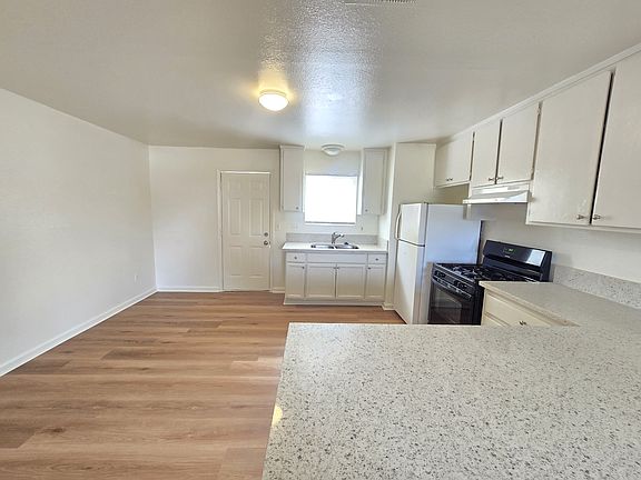 5th image of 9825 N Loop Blvd APT B
