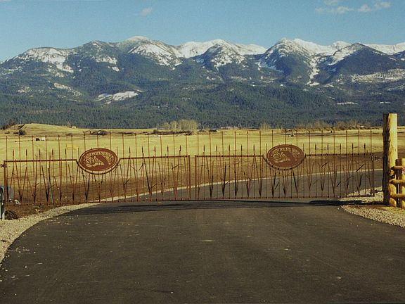 3rd image of 188 Pheasant Rdg