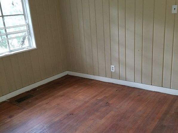 2661 Emerald Dr, Jackson, MS 39212
