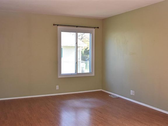 5th image of 1932 Trent Way