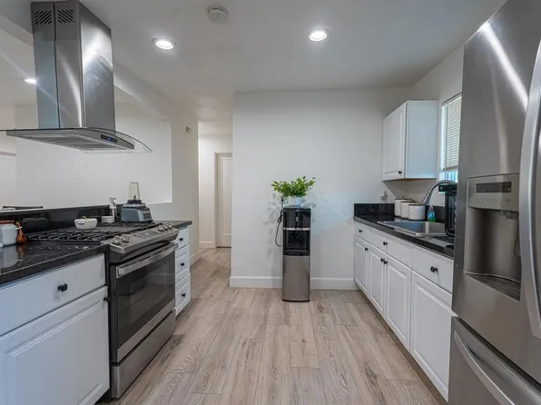 40650 Shellie Ln, Hemet, CA 92544