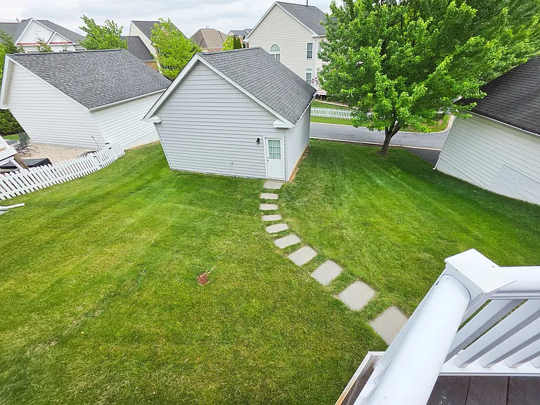 12318 Cherry Branch Dr — Photo 36