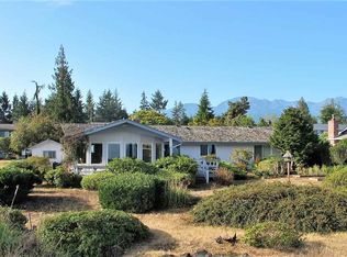 52 Island View Rd, Port Angeles, WA 98362