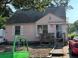 19938 Cherrylawn St, Detroit, MI 48221
