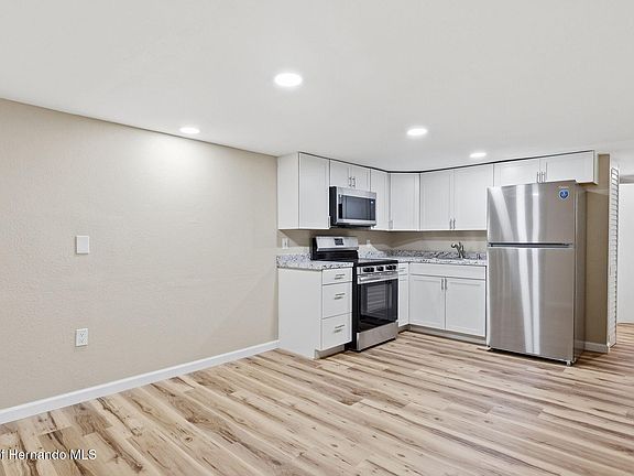 4th image of 18170 Spangler Ave