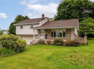 1131 Calvin St, Akron, OH 44312