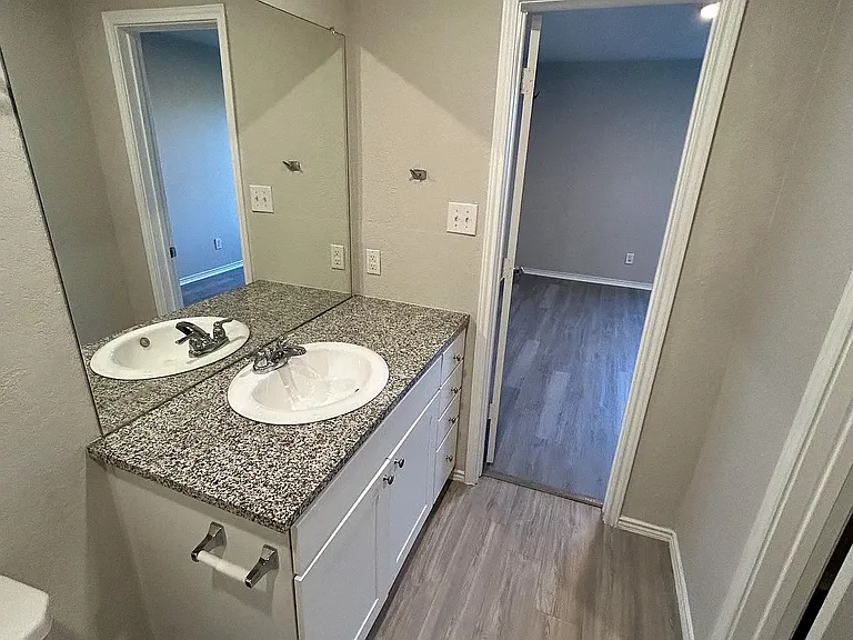 14610 Calaveras Crk — Photo 2