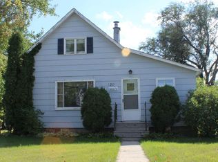 120 Main St E, Leeds, ND 58346