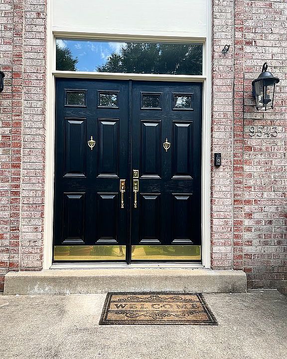 2nd image of 9543 Newbridge Dr