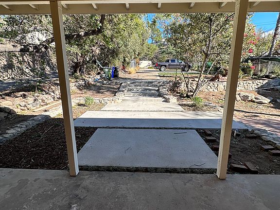 5th image of 4529 Briggs Ave