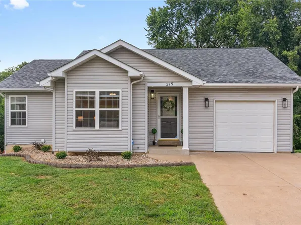 219 Dryden St, Warrenton, MO 63383