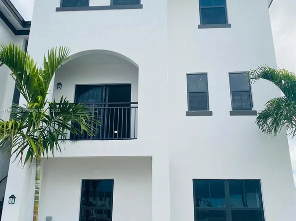 15520 SW 136th St #106, Miami, FL 33196