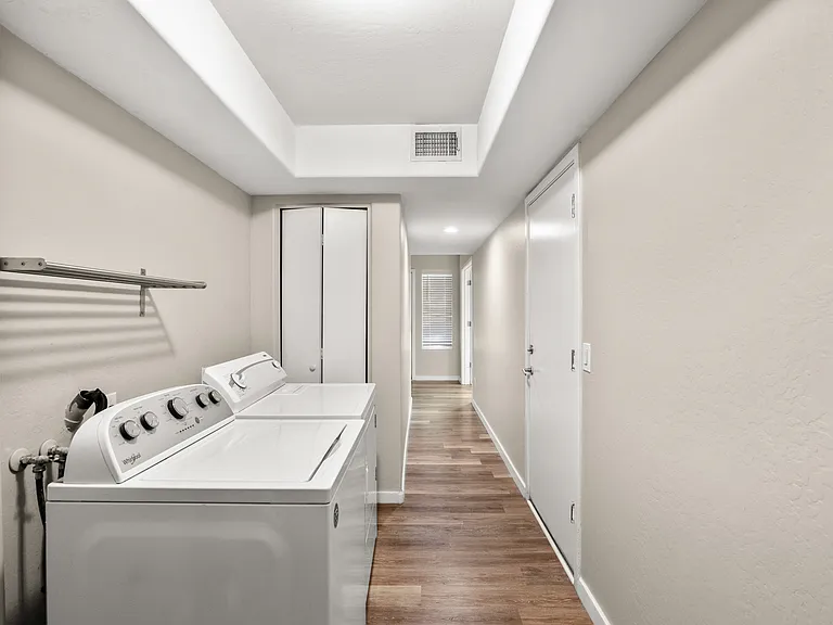 1205 W Roosevelt St #1231 — Photo 8