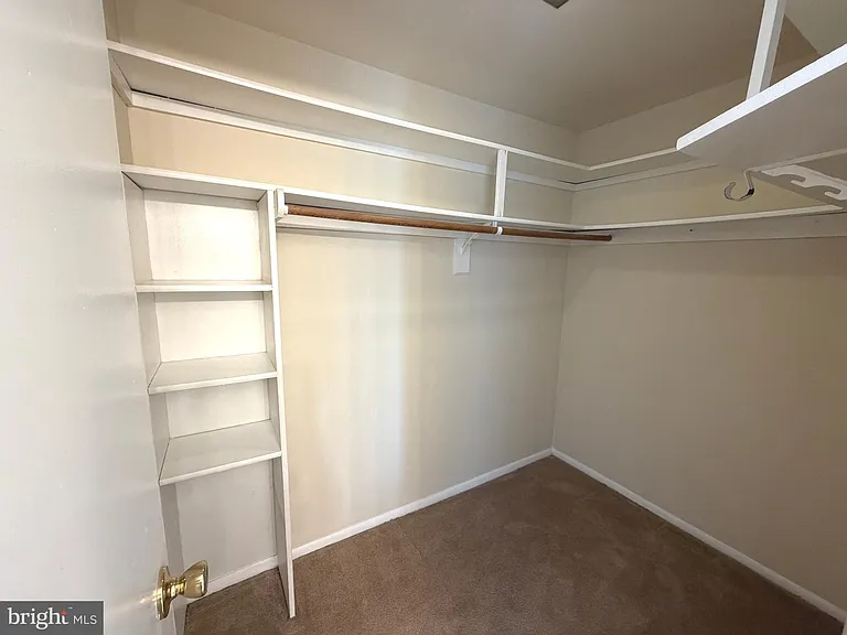 18131 Chalet Dr #24-103 — Photo 30