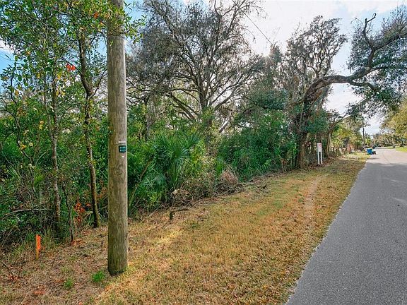 2nd image of 11119 Bessie Dix Rd