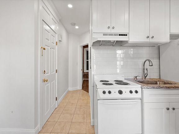 2nd image of 19 Harris St #4