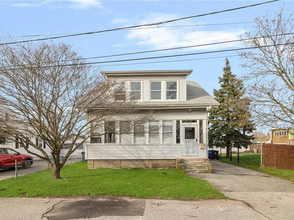 156 Putnam St, East Providence, RI 02914