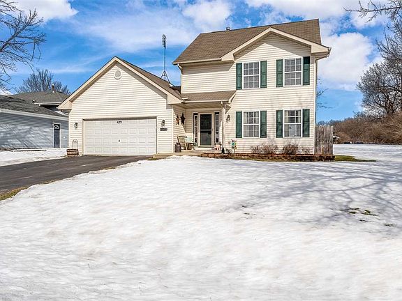 2nd image of 221 Briar Cliff Dr