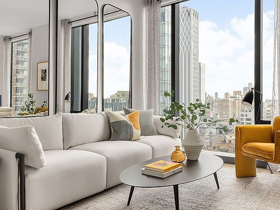 2nd image of 277 5th Ave APT 23C